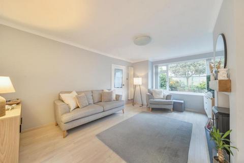 3 bedroom semi-detached house for sale, Woodhill Crescent, Leeds