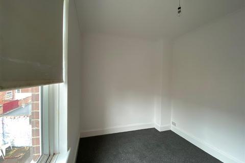 2 bedroom terraced house to rent, Queen Street, Birtley, Chester Le Street