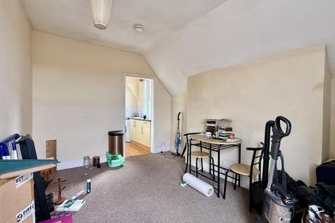 undefined, Flat 1, 37 Haldon Road, Exeter, Devon EX4 4DZ