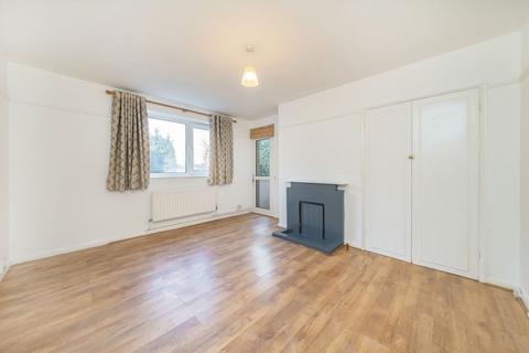 1 bedroom flat for sale, Summers Close, Weybridge KT13