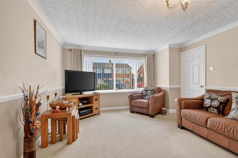 4 bedroom detached house for sale, Huntsmans Walk, York