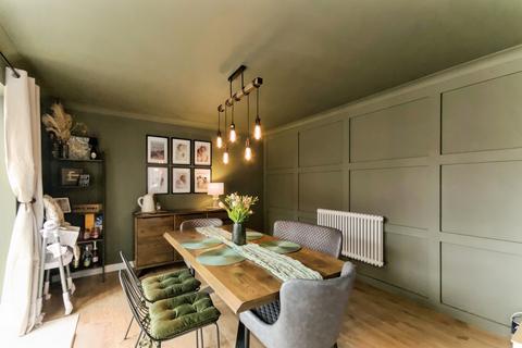 3 bedroom detached house for sale, Wade Close, Eastbourne