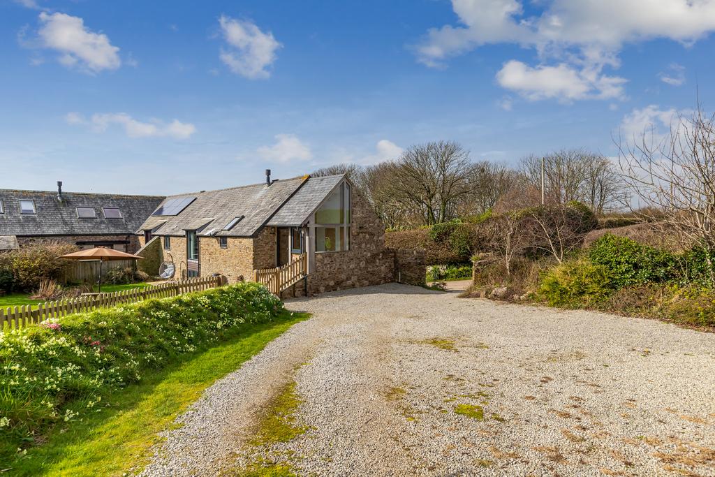 A05 - 5 Keaton Barns Holbeton - 260303