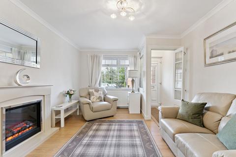2 bedroom flat for sale, Kirkmichael Avenue, Broomhill, Glasgow, G11 7QQ