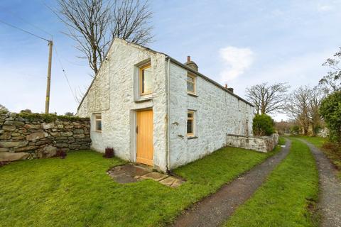 2 bedroom detached house for sale, Deiniolen, Caernarfon, Gwynedd, LL55