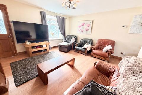 3 bedroom semi-detached house for sale, Aldeford Drive, Brierley Hill DY5