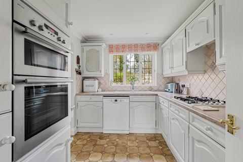 5 bedroom detached house for sale, Kingswood Rise, Four Marks, Alton, Hampshire