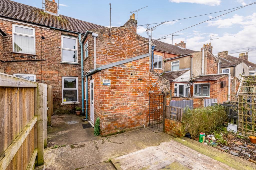 18 Wyberton Low Road (Wyberton)-5