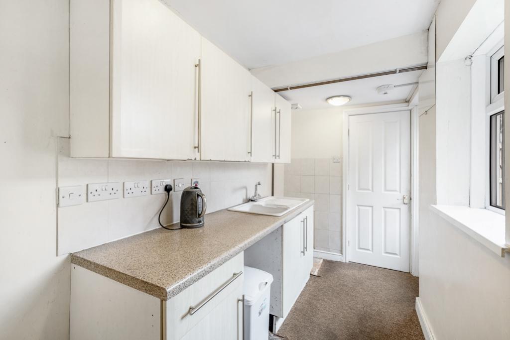 18 Wyberton Low Road (Wyberton)-11
