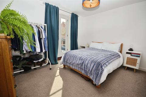 undefined, Hampden Square, Aylesbury HP19