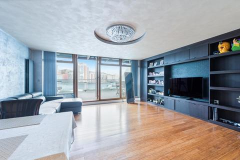 Western Beach Apartments, London, E16