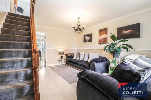 2 bedroom terraced house for sale, Leaforis Road, Cheshunt