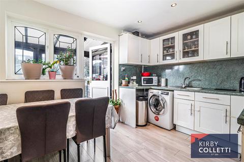 2 bedroom terraced house for sale, Leaforis Road, Cheshunt