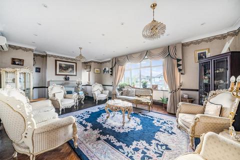 undefined, Kingston upon Thames,  Surrey,  KT5