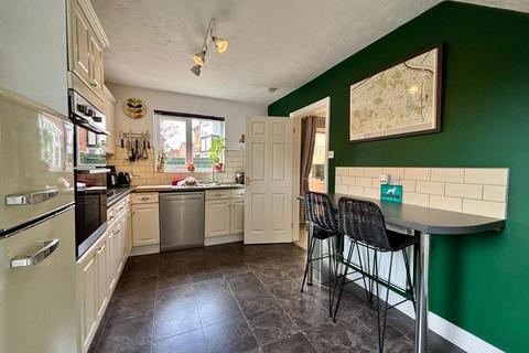 3 bedroom detached house for sale, Magnolia Close, Abington Vale NN3