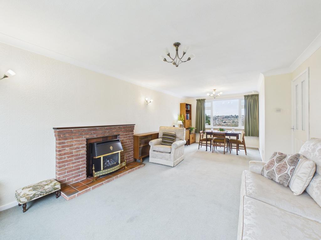 Lounge Dining Room