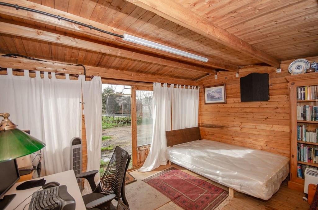 Garden room pic 2.jpg