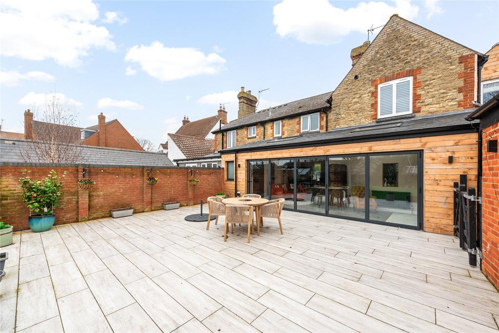 Entertaining Area