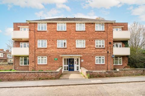 2 bedroom flat for sale, Long Row, Norwich