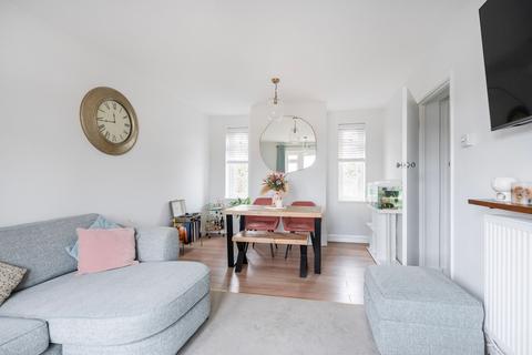 2 bedroom flat for sale, Long Row, Norwich