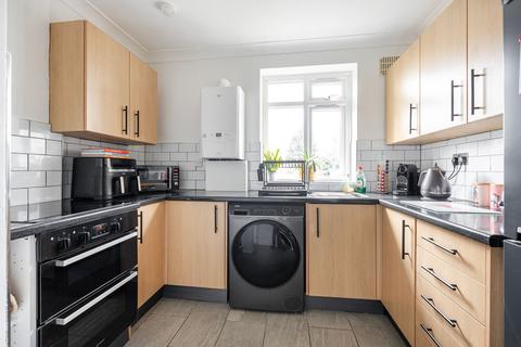 2 bedroom flat for sale, Long Row, Norwich