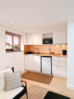 undefined, Saxon Avenue, Feltham TW13