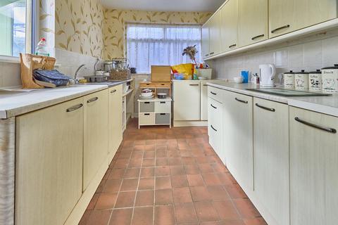 2 bedroom semi-detached house for sale, Wykin Road, Hinckley
