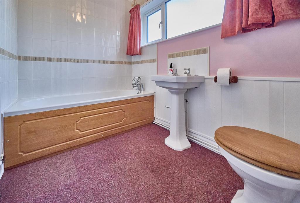 Bathroom to front