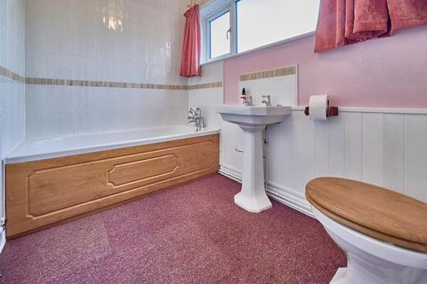 2 bedroom semi-detached house for sale, Wykin Road, Hinckley