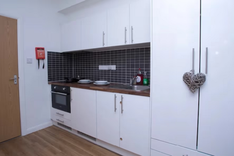Studio to rent, Portobello Garrow House, 190 Kensal Road, London
