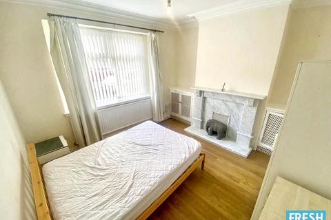 4 bedroom house of multiple occupation for sale, St Helens Avenue, Swansea, SA1