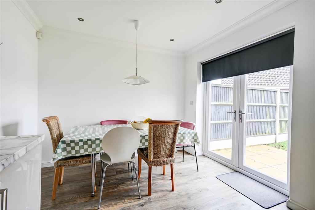 Dining area.jpg