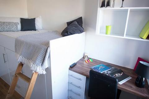 Studio to rent, Surrey Quays Landale House, 101 Lower Road, London