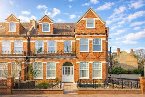 Elmbourne Road, London SW17