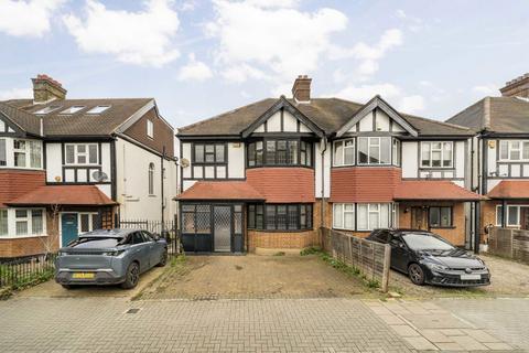 Gracefield Gardens, London SW16