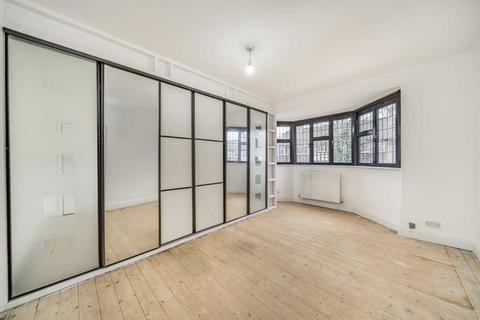 3 bedroom semi-detached house for sale, Gracefield Gardens, London SW16