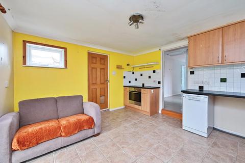 undefined, Andover Road, Basingstoke RG23