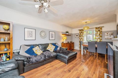 undefined, Chestnut Avenue, Tamworth, Staffordshire, B79