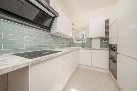 4 bedroom flat to rent, St. Margarets, Kingston Upon Thames KT2