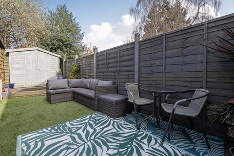 undefined, Essex Road, Nascot Wood, Watford WD17 4EL