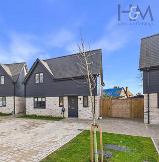 2 bedroom detached house for sale, Houghton Road, St. Ives