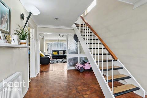 4 bedroom detached house for sale, Eldred Drive, Orpington