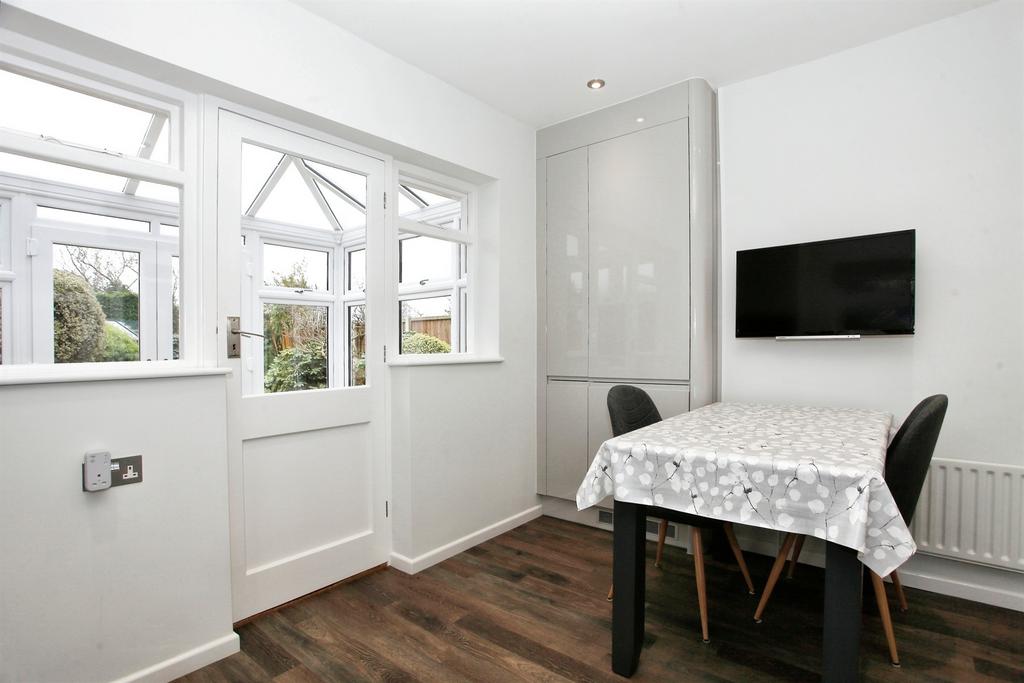 Kitchen/Breakfast Room