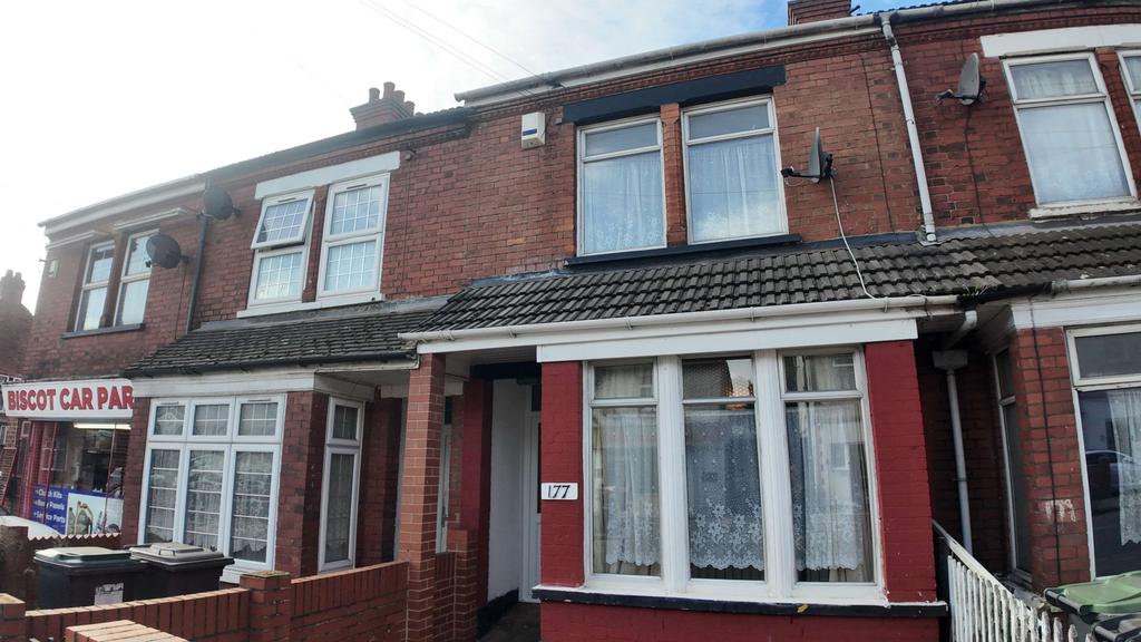 Large, Refurbished 3 bed terraced house with Driv