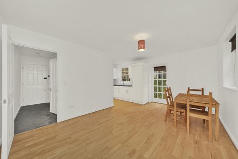 undefined, Commercial Road, London, E1
