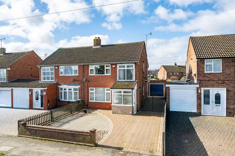 undefined, Ledwell Road, Caddington, LU1