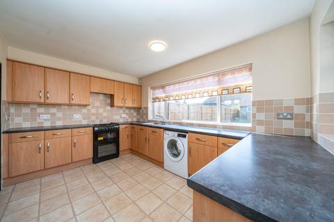 undefined, Ledwell Road, Caddington, LU1