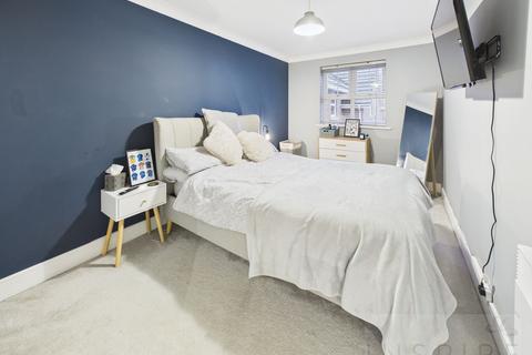 undefined, Worth Park Avenue, Crawley RH10