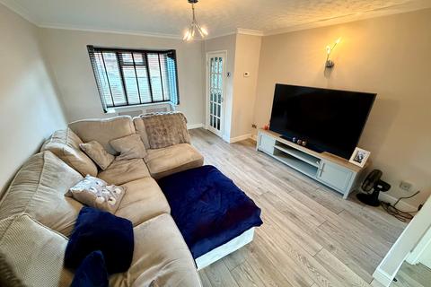 undefined, Cherry Close, EVESHAM, WR11
