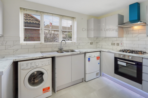 2 bedroom flat for sale - Ley street, Ilford, IG2